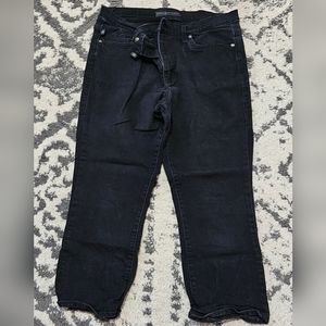Rock & Republic black cropped jeans